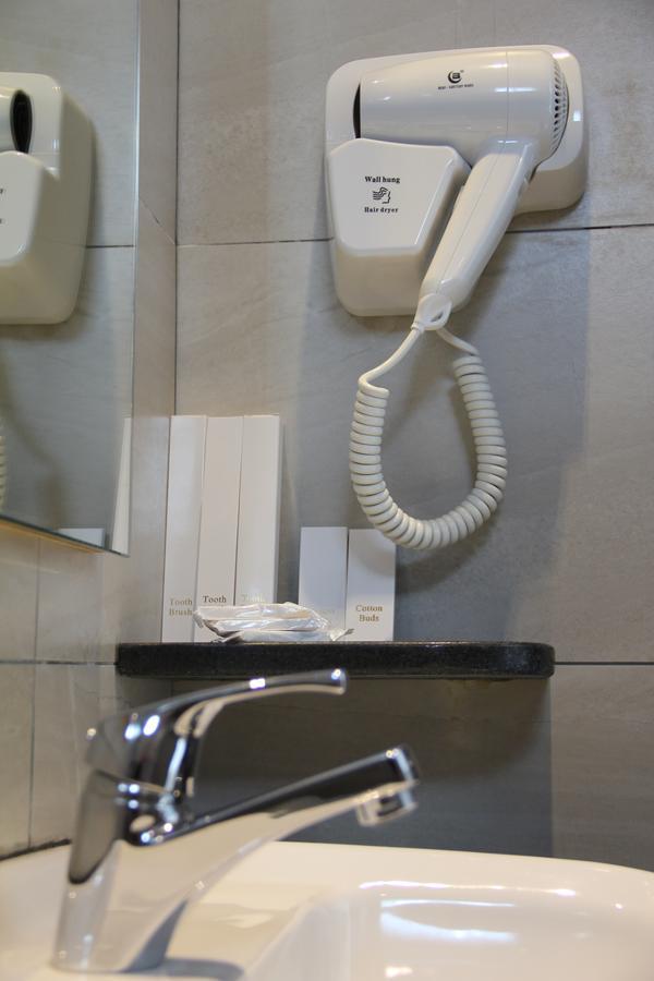 Kl Hotel ラブアン エクステリア 写真